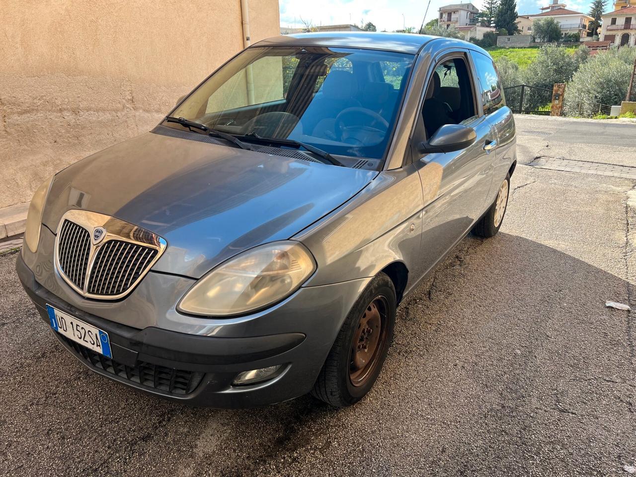 Lancia Ypsilon 1.3 MJT 75 CV 2006