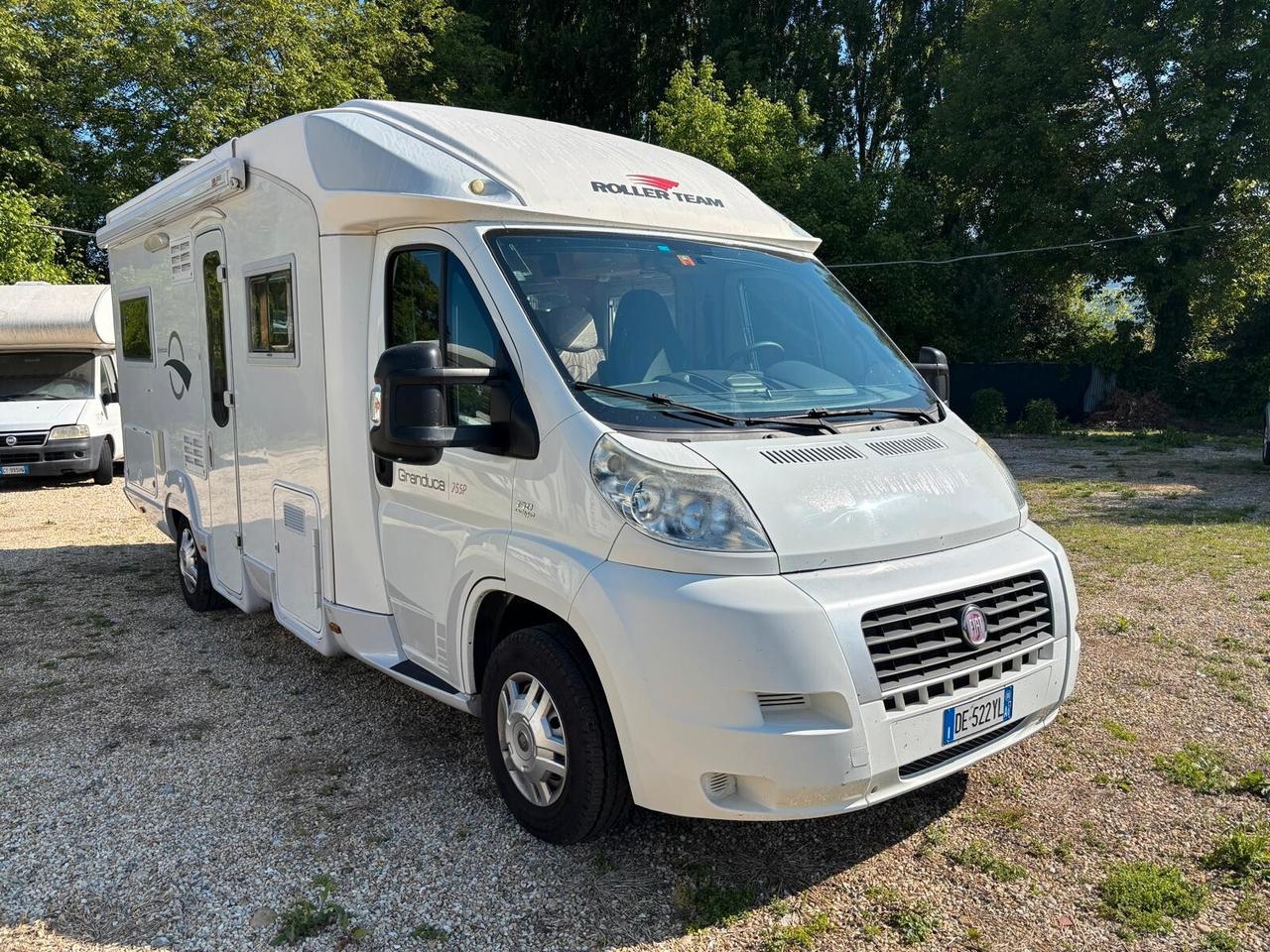 Roller Team Granduca 255P camper