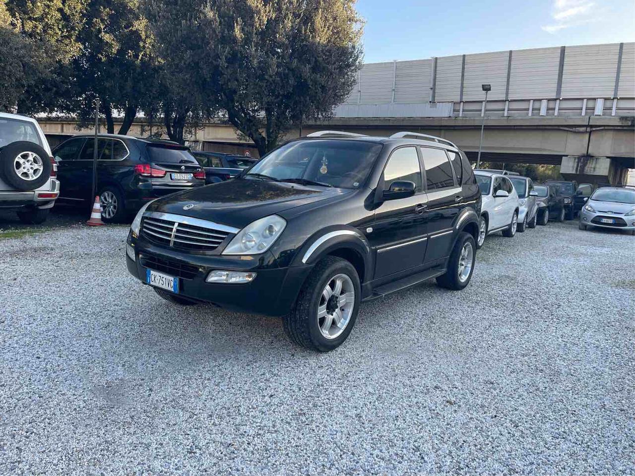 SSANGYONG REXTON - DELUXE - AUTOMATICA