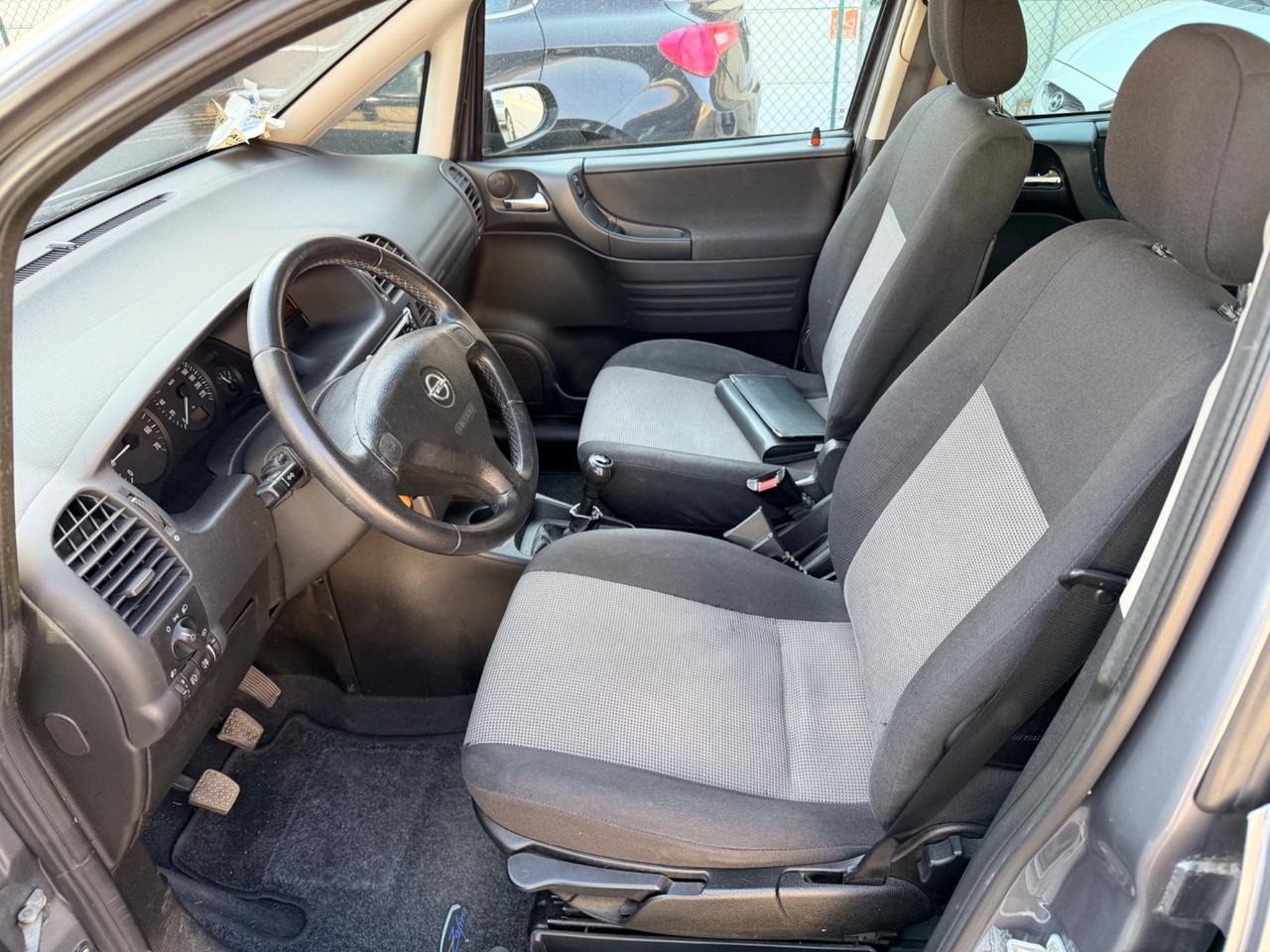 Opel Zafira 1.6benzina 101cv 7 POSTI