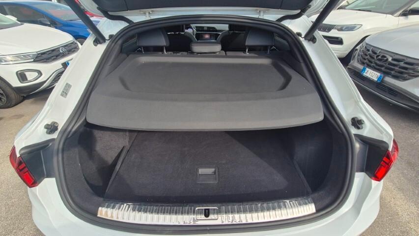 Audi Q3 SPB 40 TDI quattro S tronic line (TETTO APRIBILE) - 2020