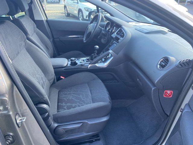 PEUGEOT 3008 1.6 HDi 115CV Business