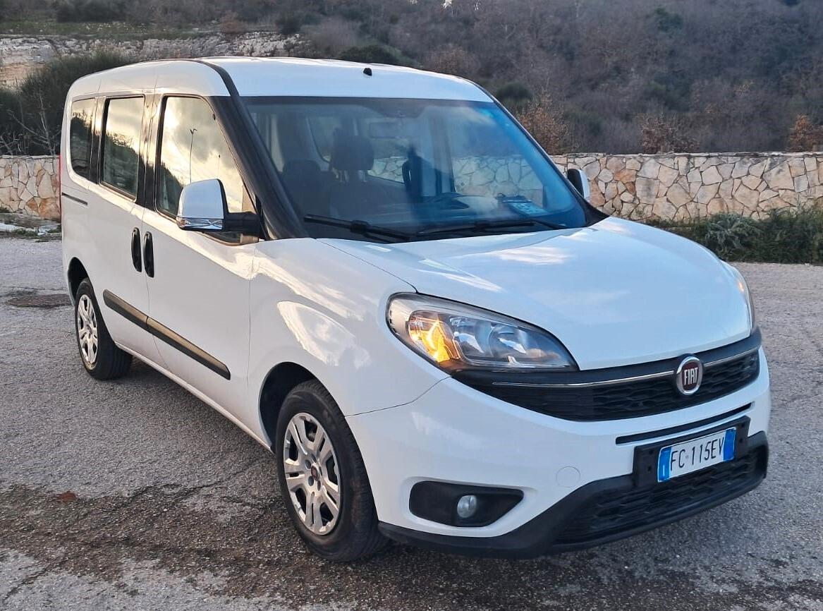 Fiat Doblò 1.3 MTJ Autocarro con gancio traino N1 5 posti
