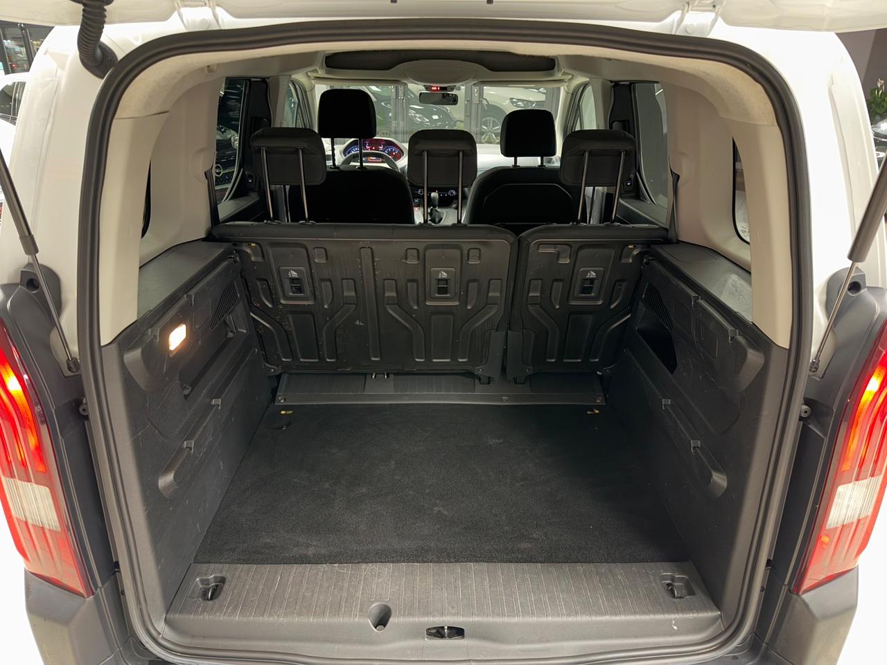 Peugeot Rifter BlueHDi 130 S&S Allure Long