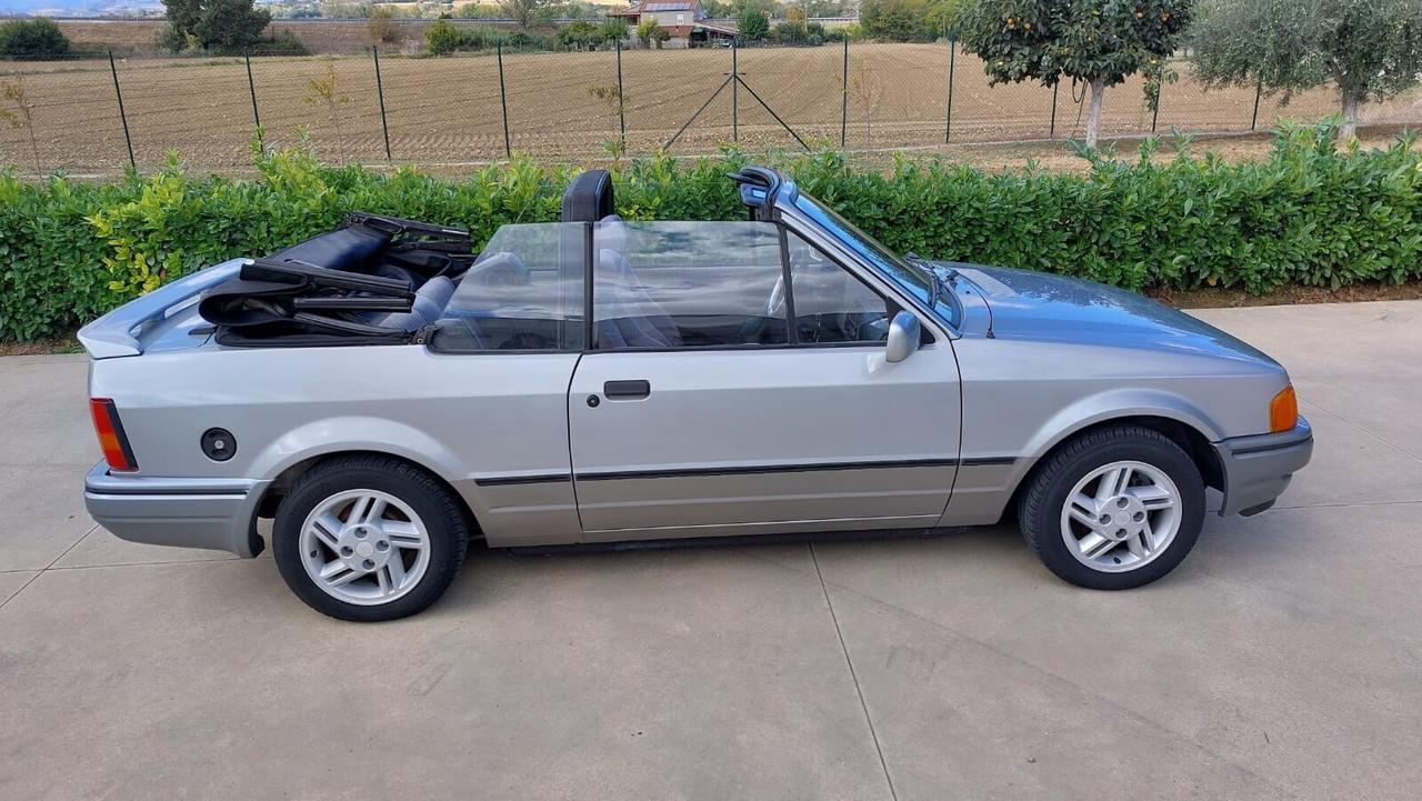 Ford XR3i Cabrio 1.6 Capote Nuova