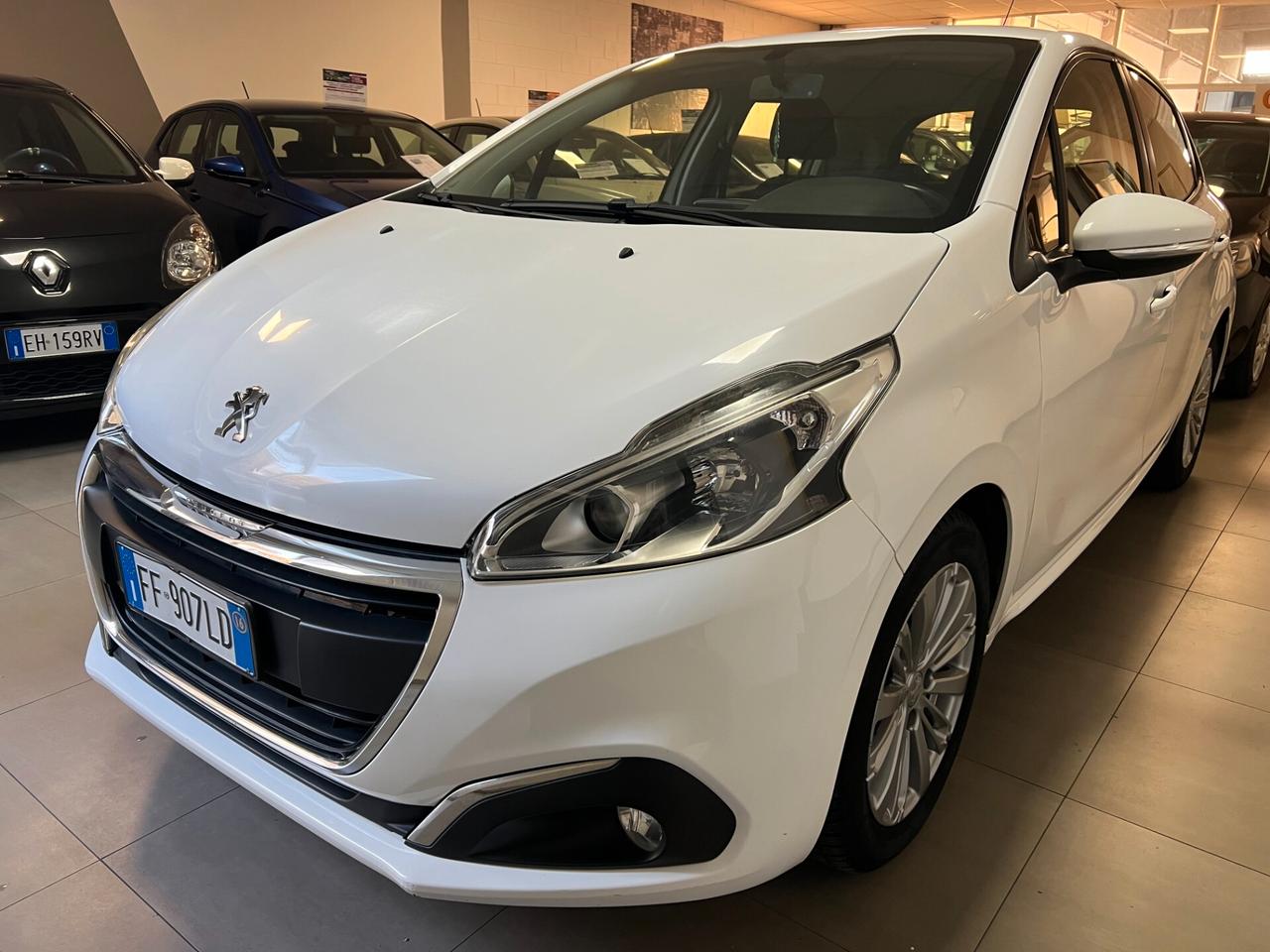 PEUGEOT 208 CC1.2 BENZINA GPL CASA MADRE