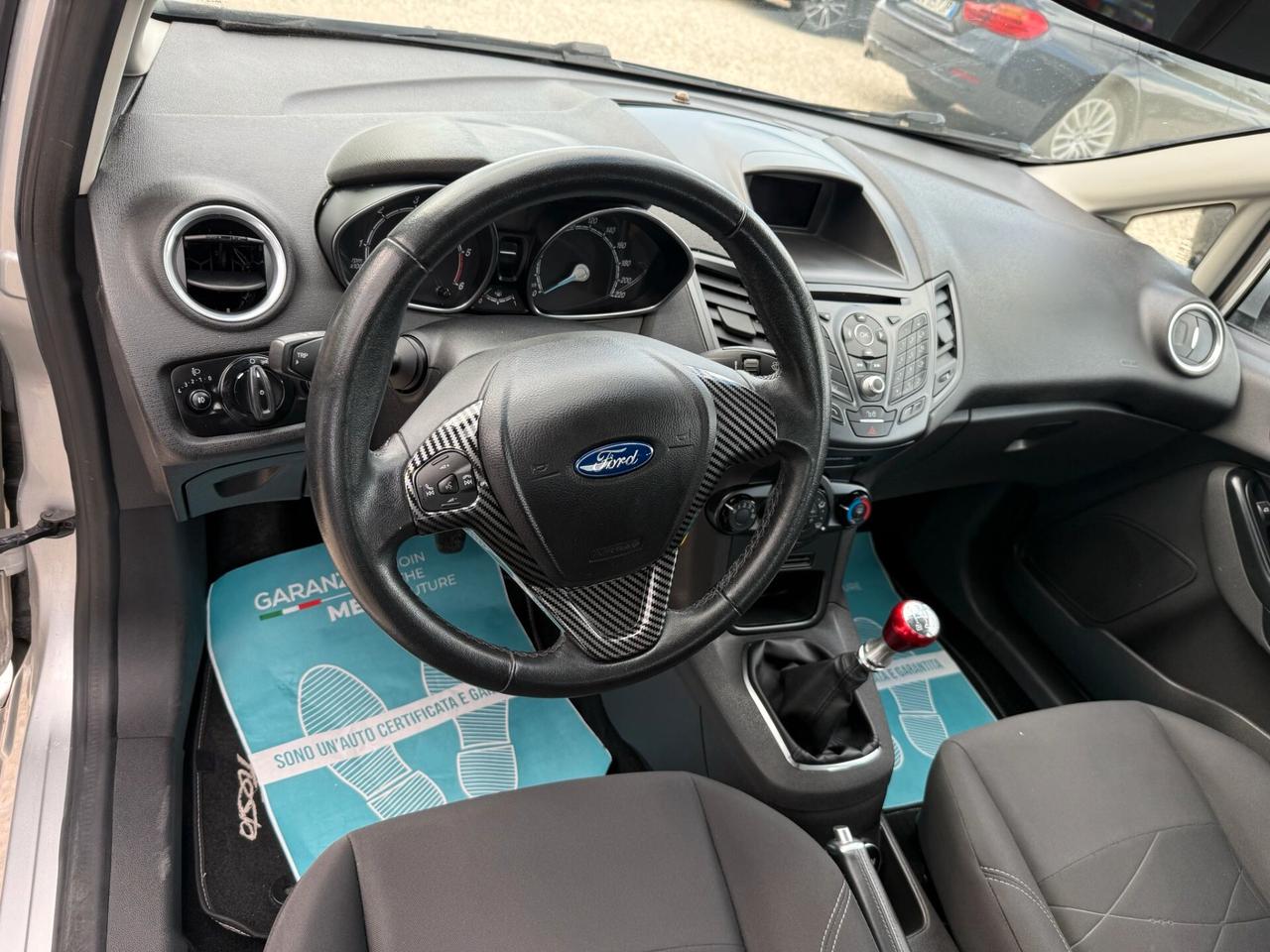 Ford Fiesta 1.5 TDCi 75CV 5 porte Black & White Edition