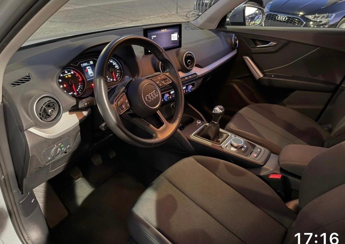 Audi Q2 30 TFSI Business