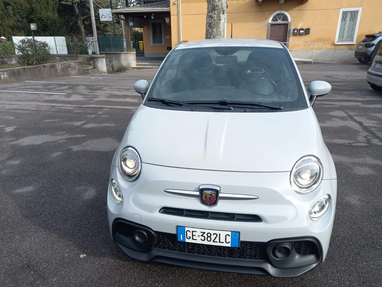 Abarth 595