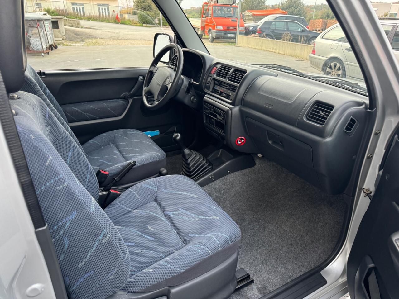 Suzuki Jimny 1.3i 16V cat 4WD JLX