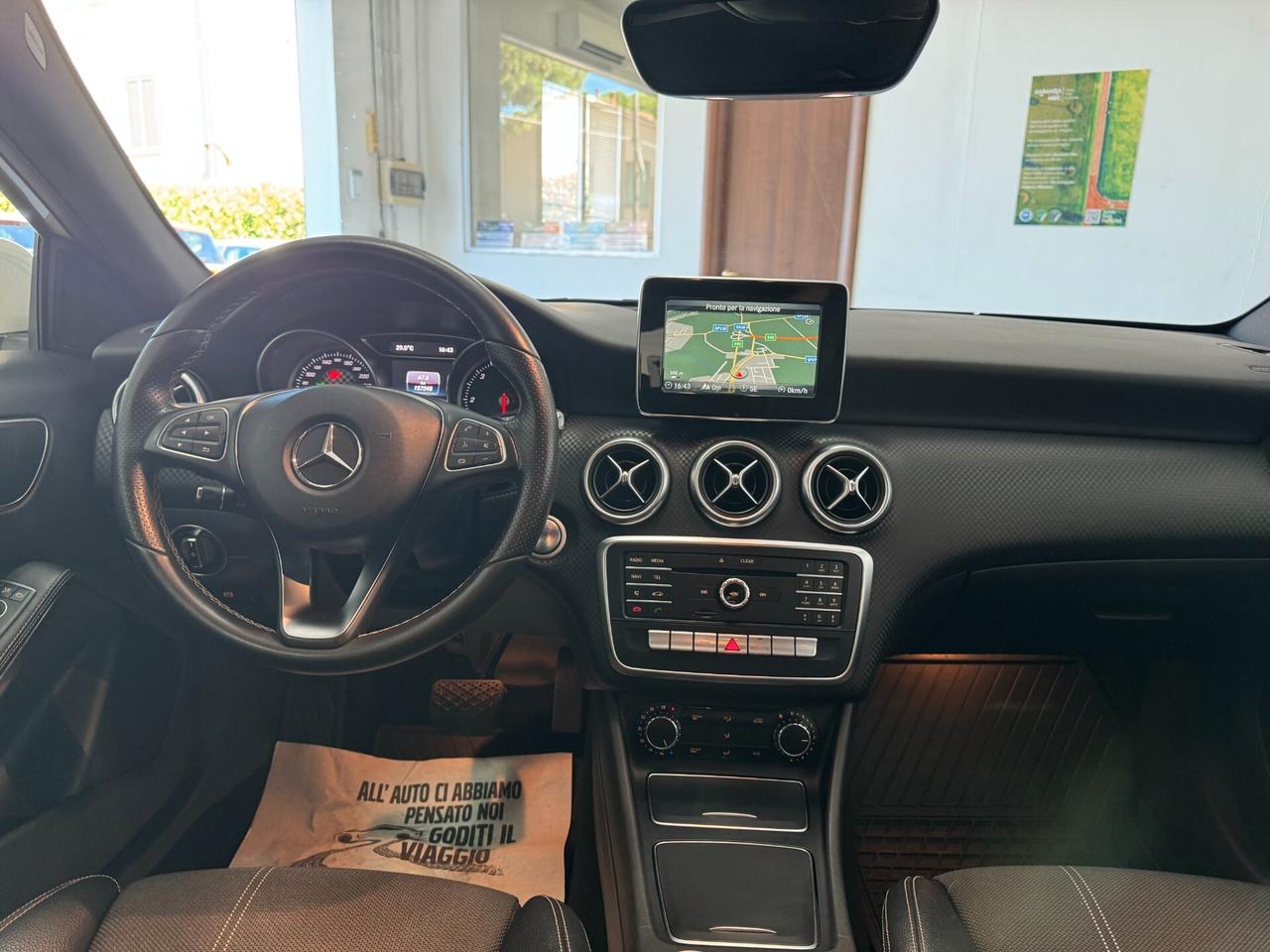 Mercedes-benz A 180d Sport Activity edition auto