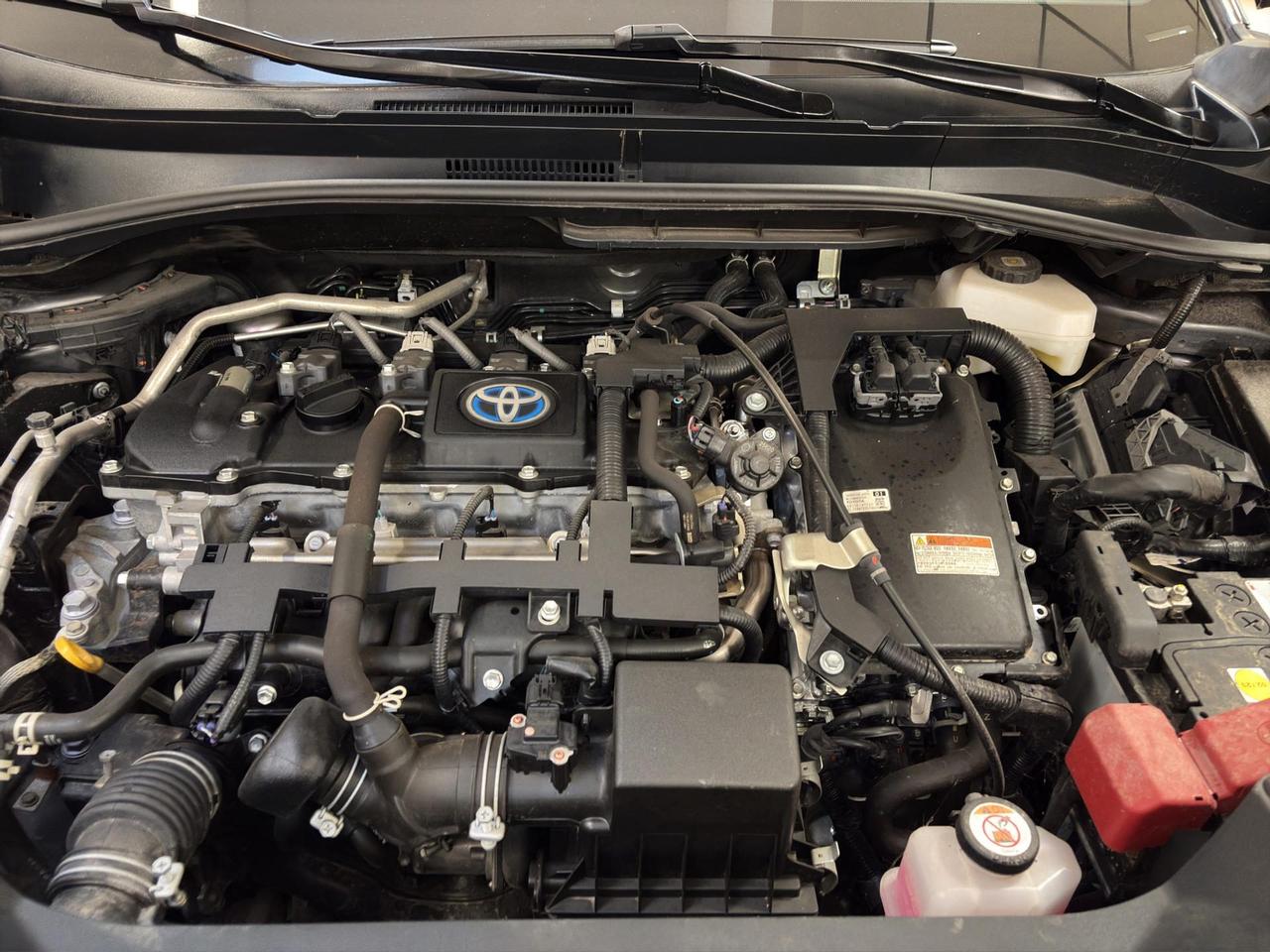 Toyota C-HR 1.8h Business e-cvt