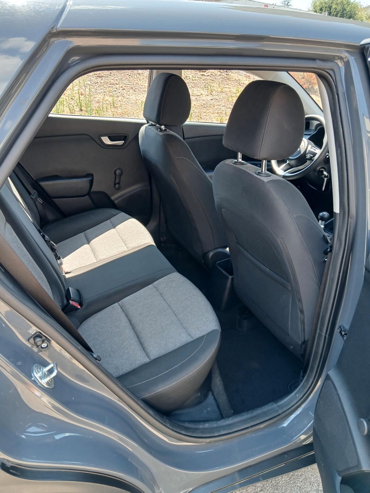 Kia Stonic 1.2 DPI Urban