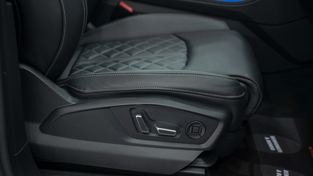 Audi SQ8 4.0 V8 TDI MHEV QUATTRO TETTO B&O CARBON PACK LUCI