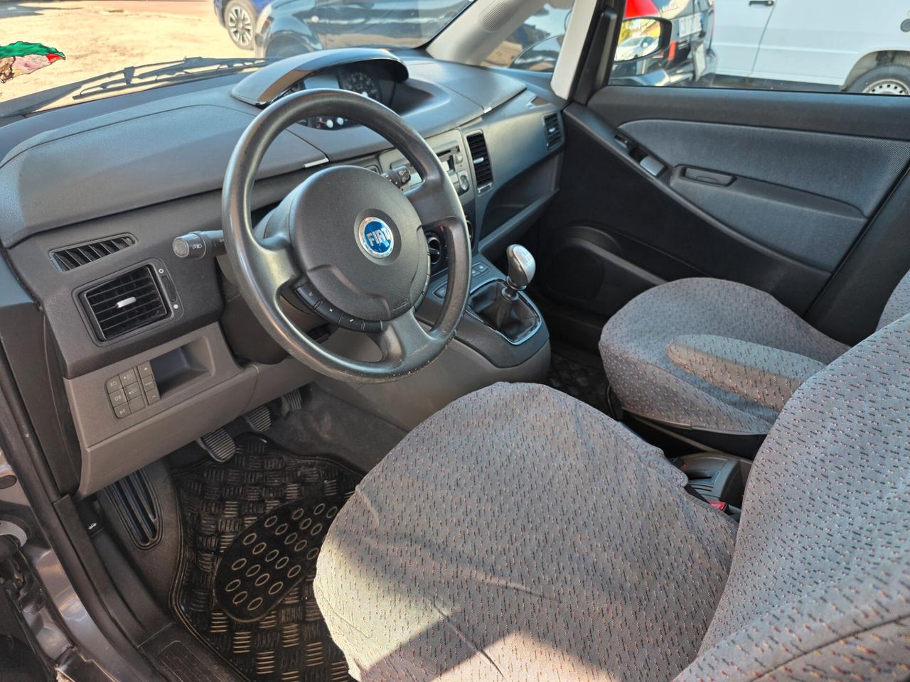 Fiat Idea 1.4 Active con 271.000lm Neopatentati ok