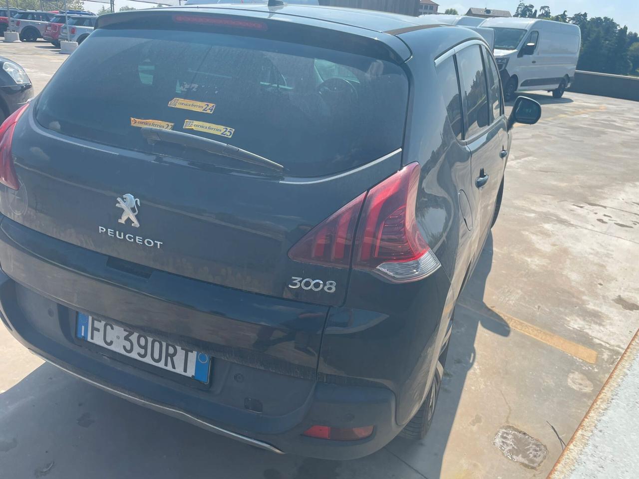 Peugeot 3008 BlueHDi 120 S&S Business