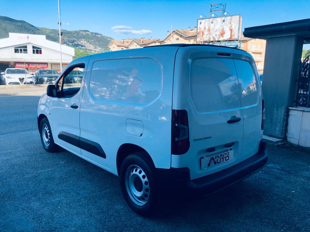 Citroen Berlingo BlueHDi 100 S&S Van 3 posti -telecamera