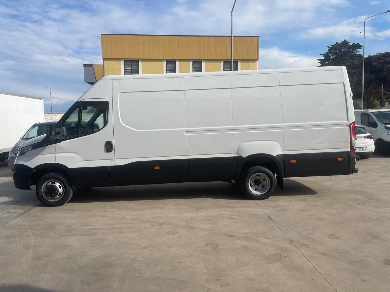 Iveco daily 35c15 furgone L4 H2