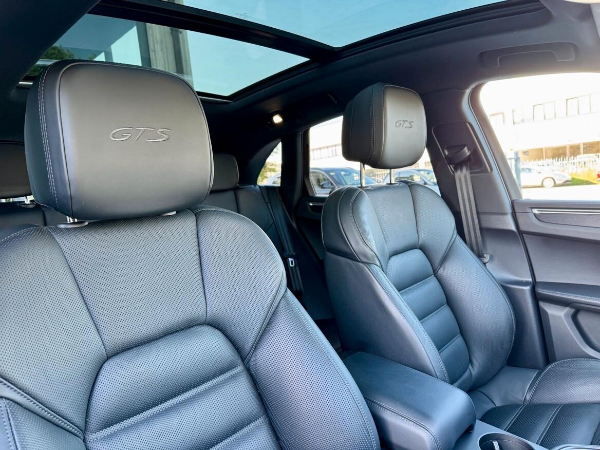 Porsche Macan 2.9 GTS 441 CV FULL GESSO
