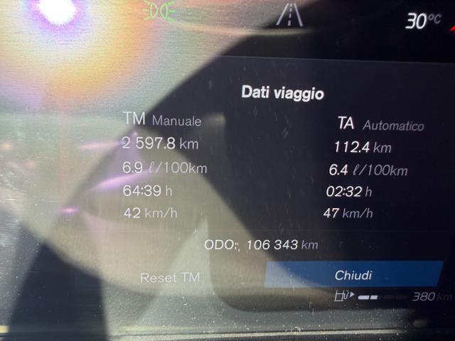 VOLVO XC60 B4 (d) AWD automatico Plus Bright