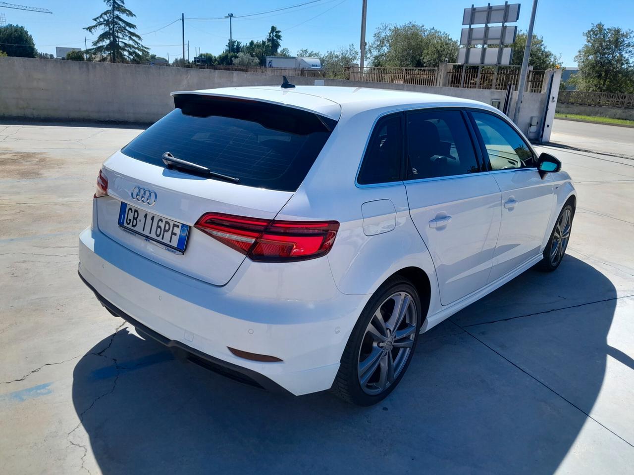 AUDI A3 35 TDI 2.0 150 CV S line