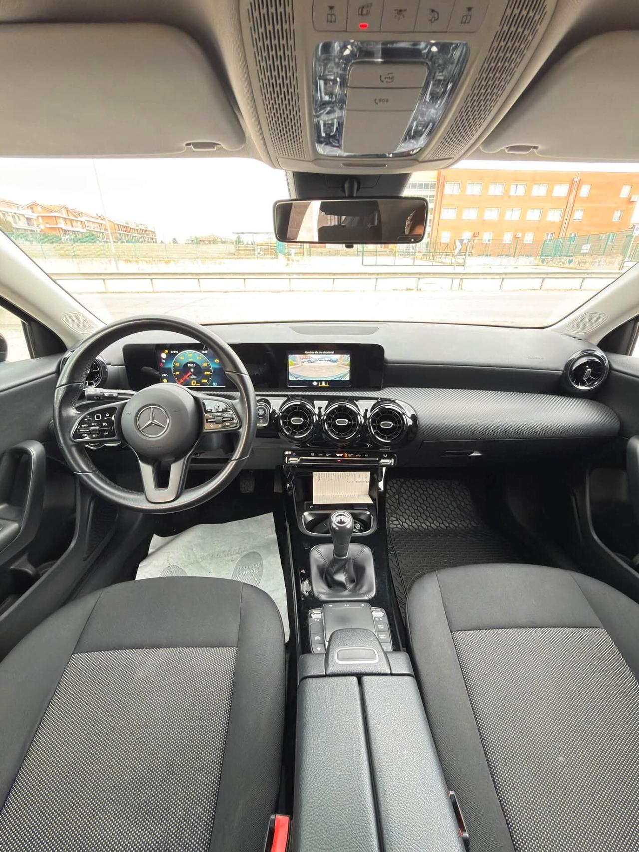 Mercedes-benz A 160 d Premium