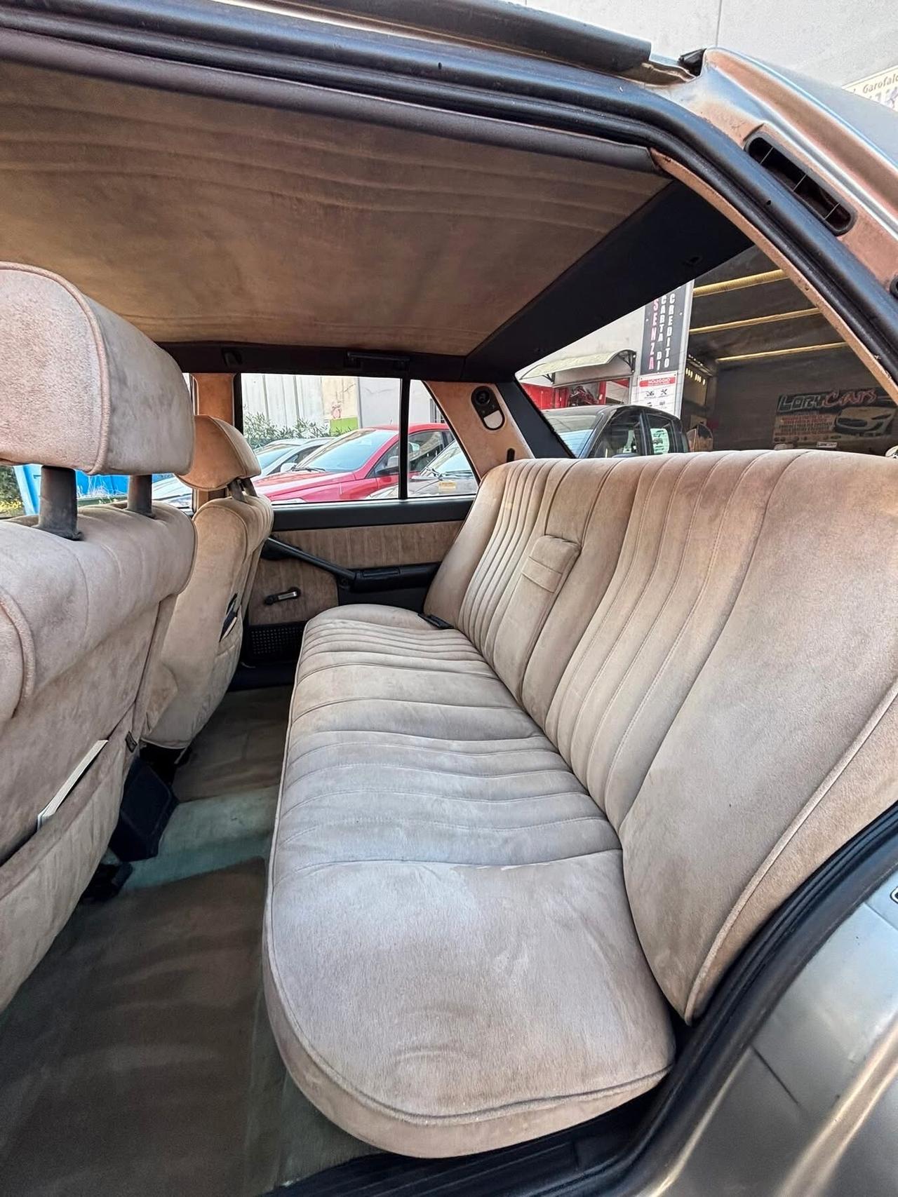 Lancia Thema 2.0 i.e.