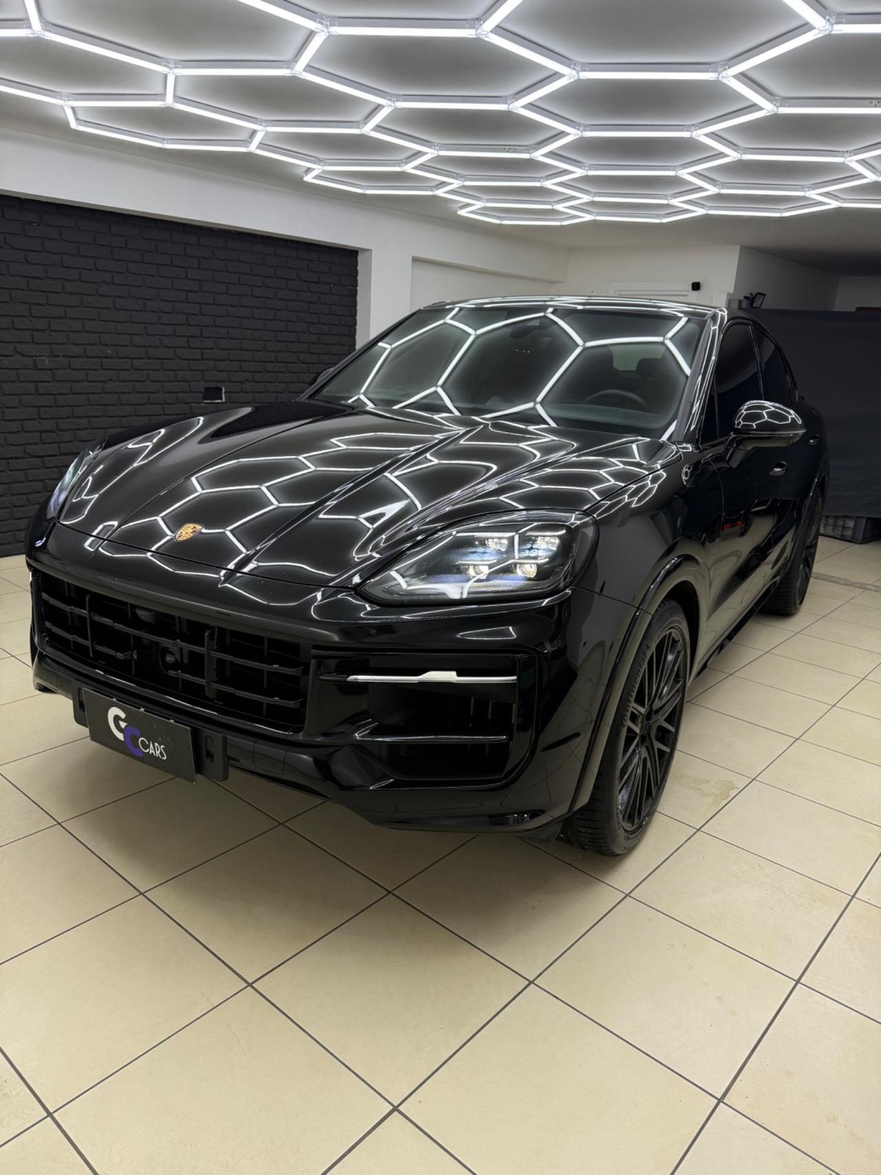 Porsche Cayenne Coupé 3.0 V6 E-Hybrid ITA STRAFULL