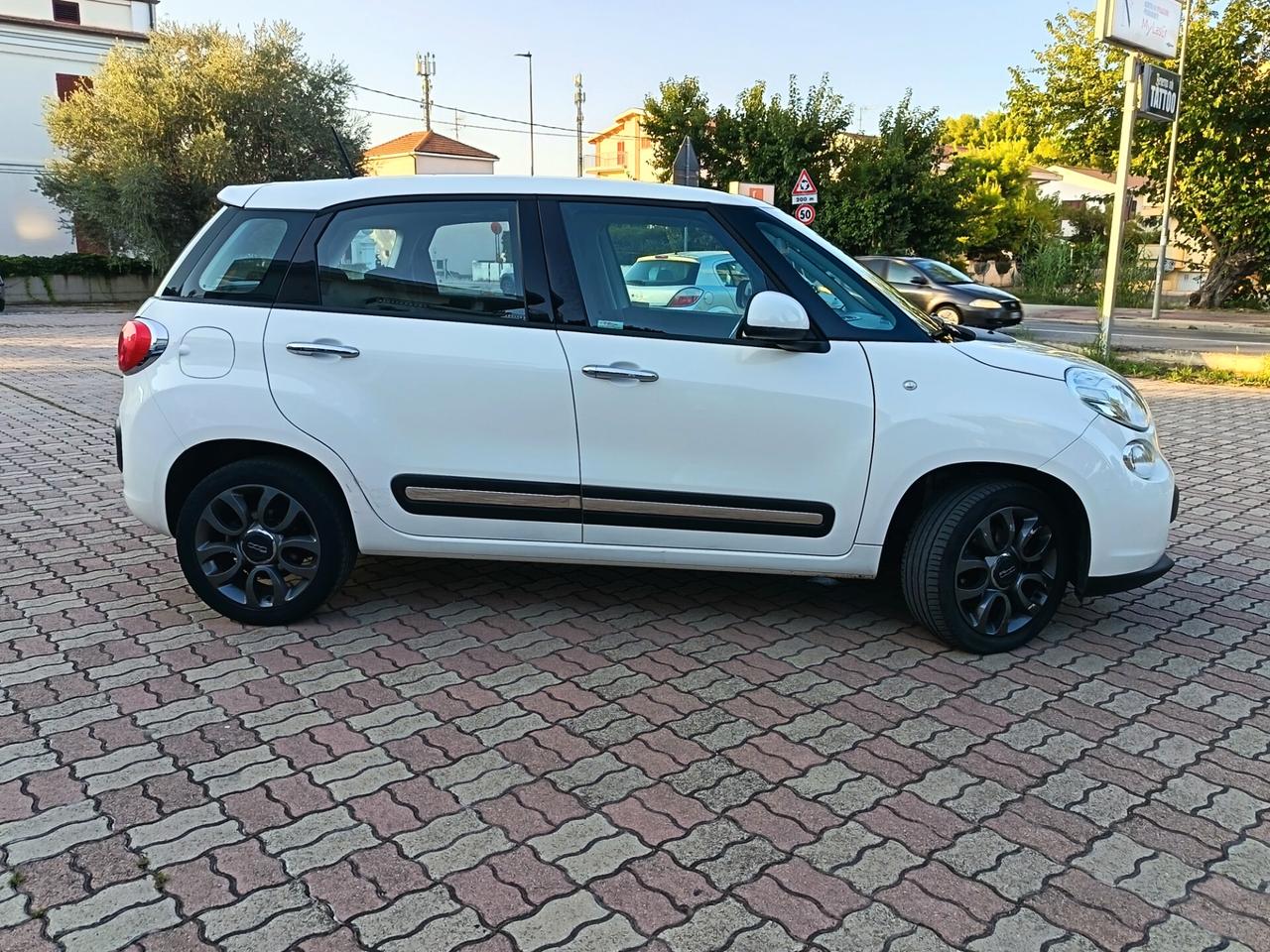 Fiat 500L 0.9 TwinAir Turbo Natural Power Pop