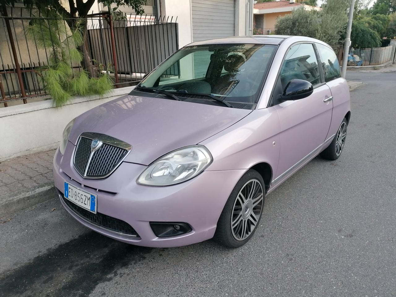 Lancia Ypsilon 1.2 60cv Platino Tetto Apribile