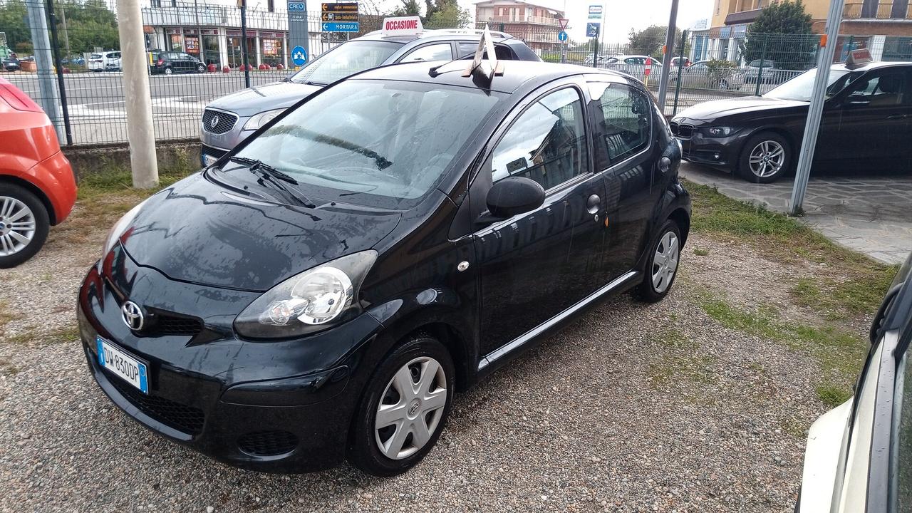 Toyota Aygo 1.0 12V VVT-i 5 porte Now