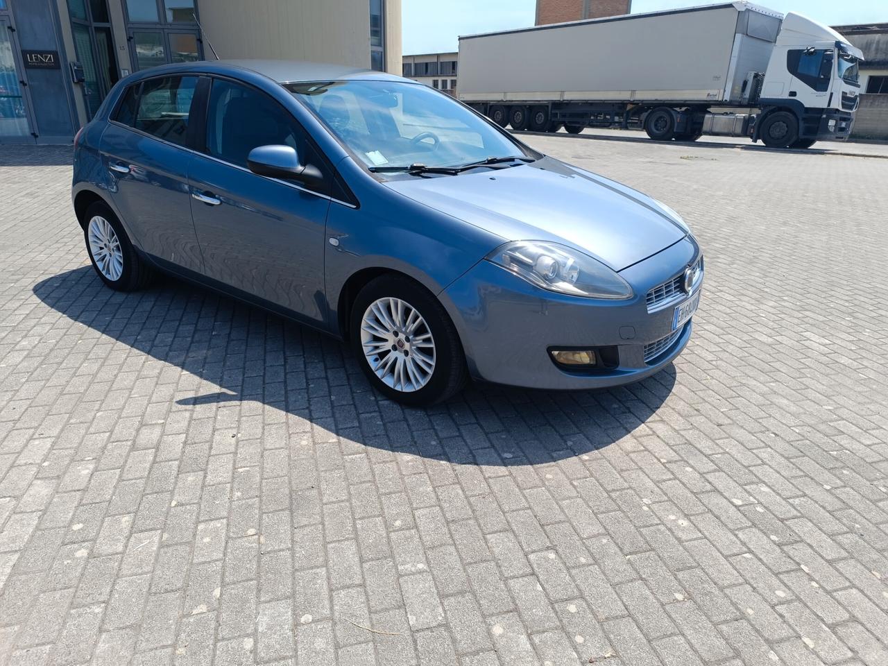 Fiat Bravo 1.6 MJT del 2011 SOLAMENTE 120.000 km