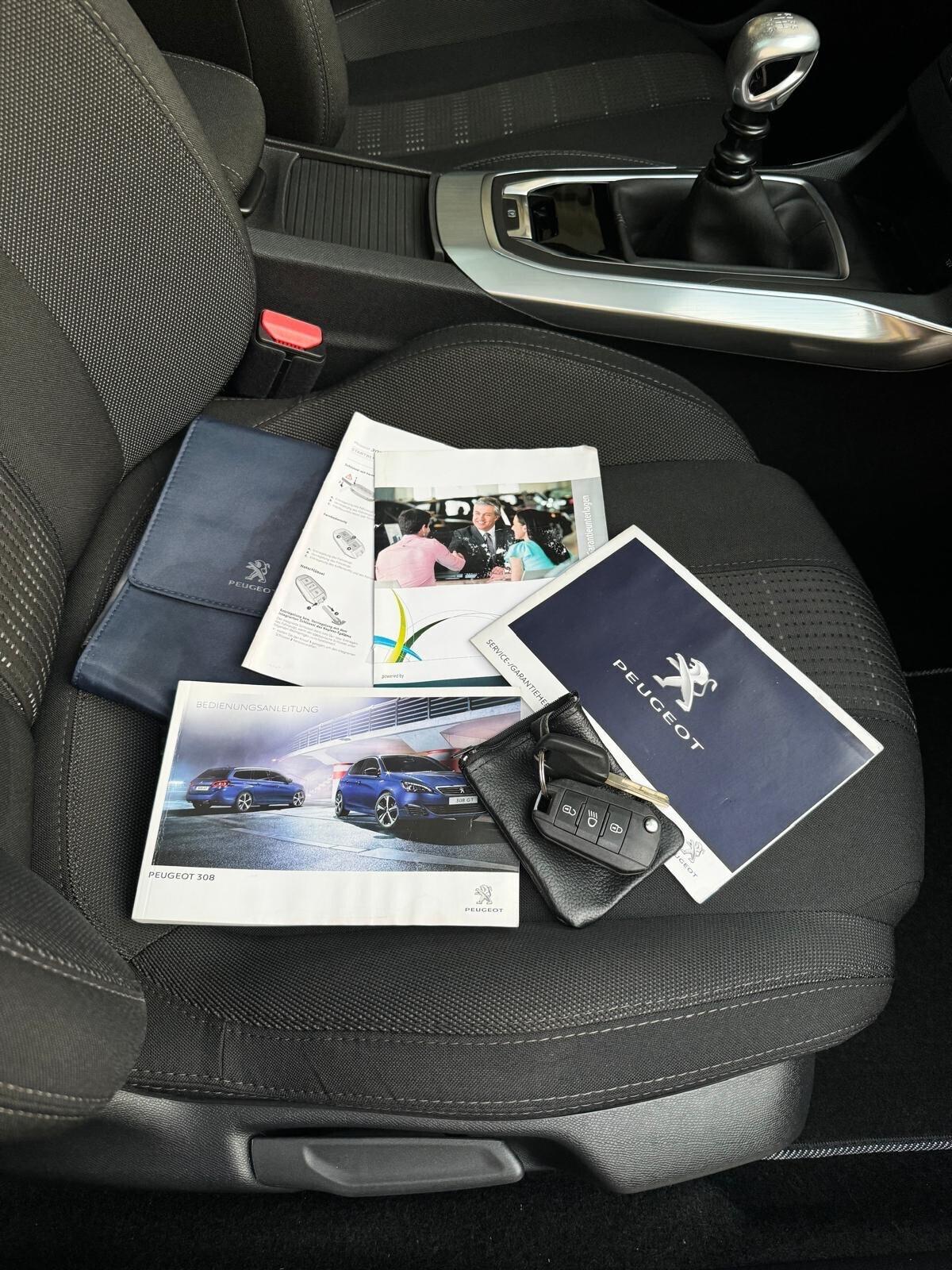 Peugeot 308 PureTech Turbo 130 S&S SW Active