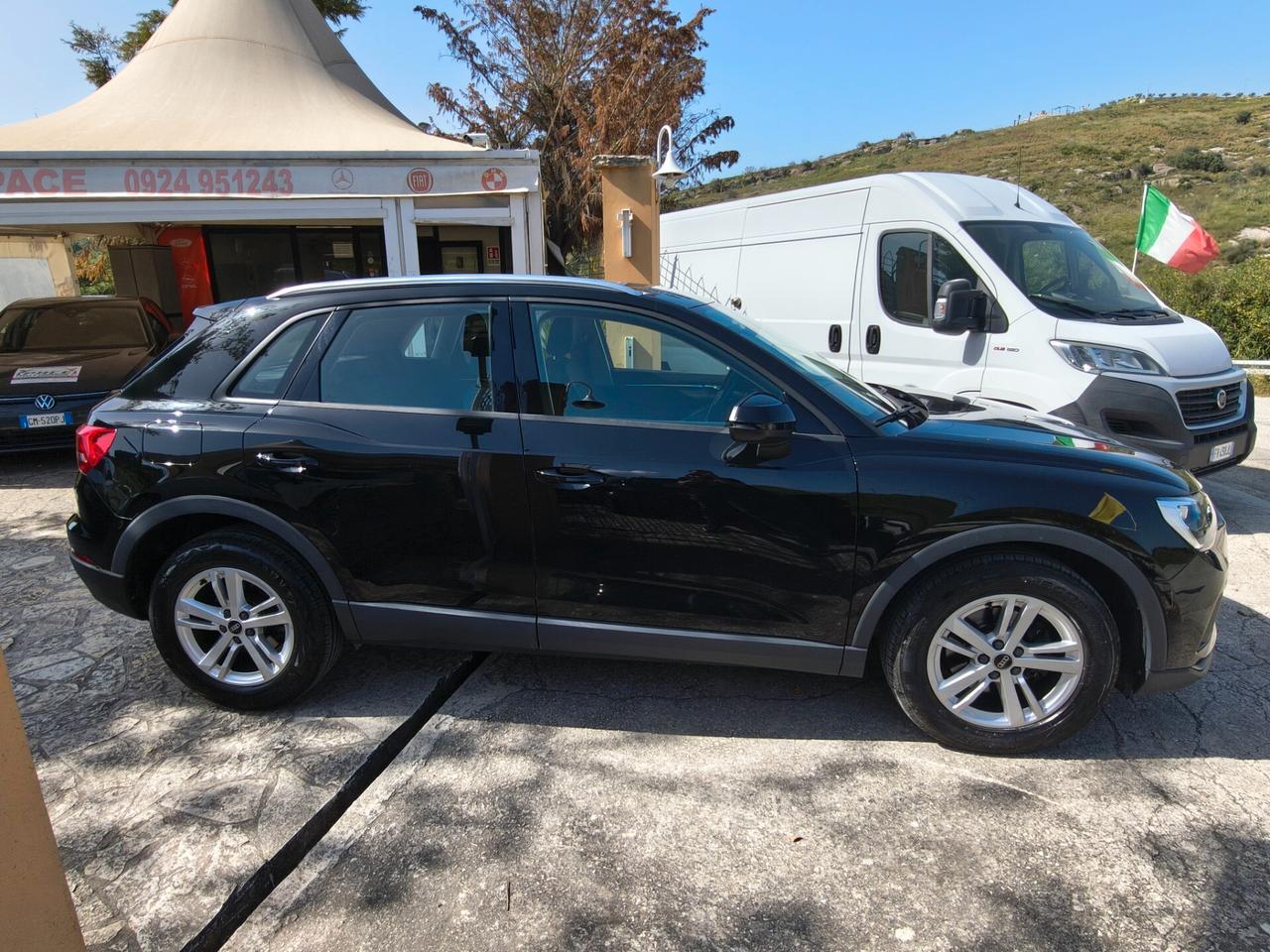 Audi Q3 35 TDI S tronic Business