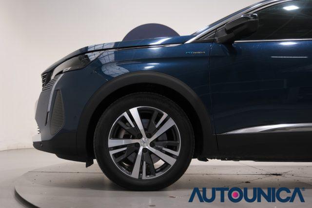 PEUGEOT 3008 HYBRID4 300 E-EAT8 ALLURE PACK