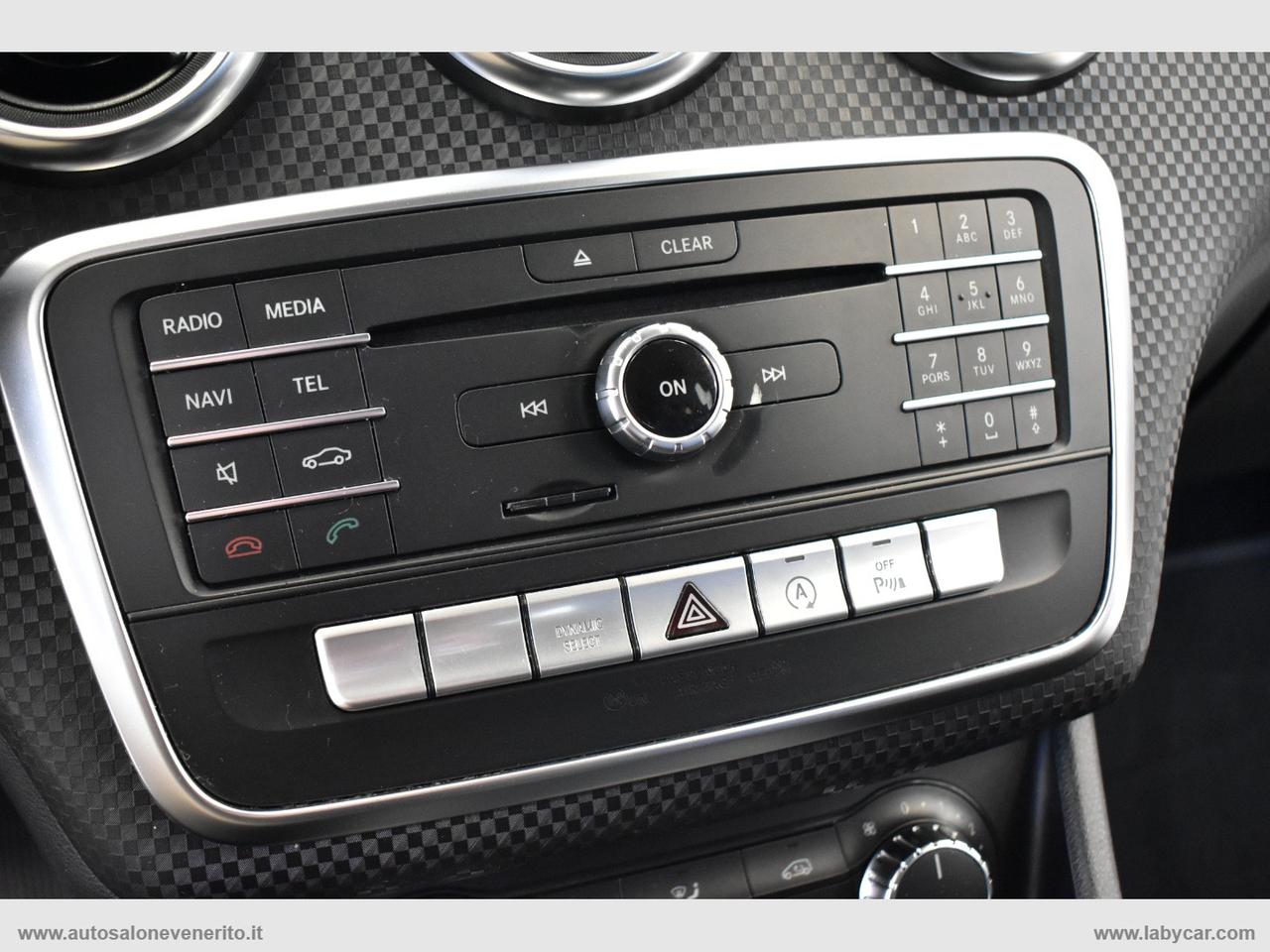 MERCEDES-BENZ A 200 d Automatic Premium