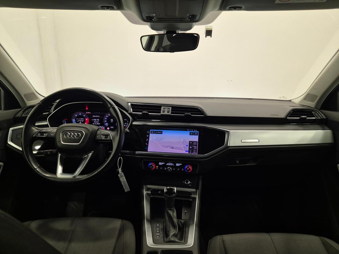 Audi Q3 35 2.0 tdi Business s-tronic - Cruise/Lim - Sens. Park.