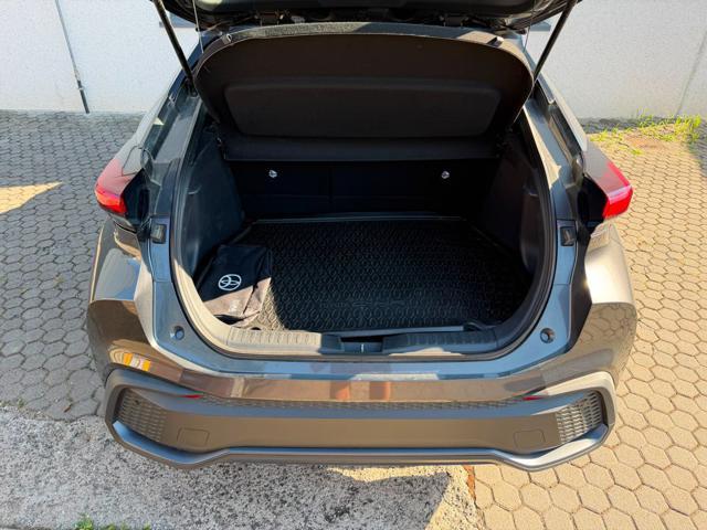 TOYOTA C-HR 1.8 FULL HYBRID ACTIVE UNICO PROPRIETARIO