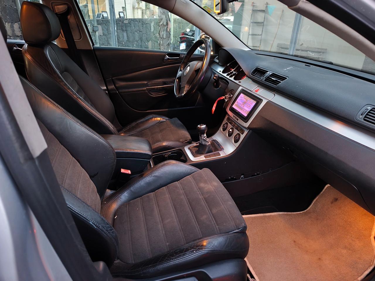 Volkswagen Passat 2.0 TDI Highline gancio di traino