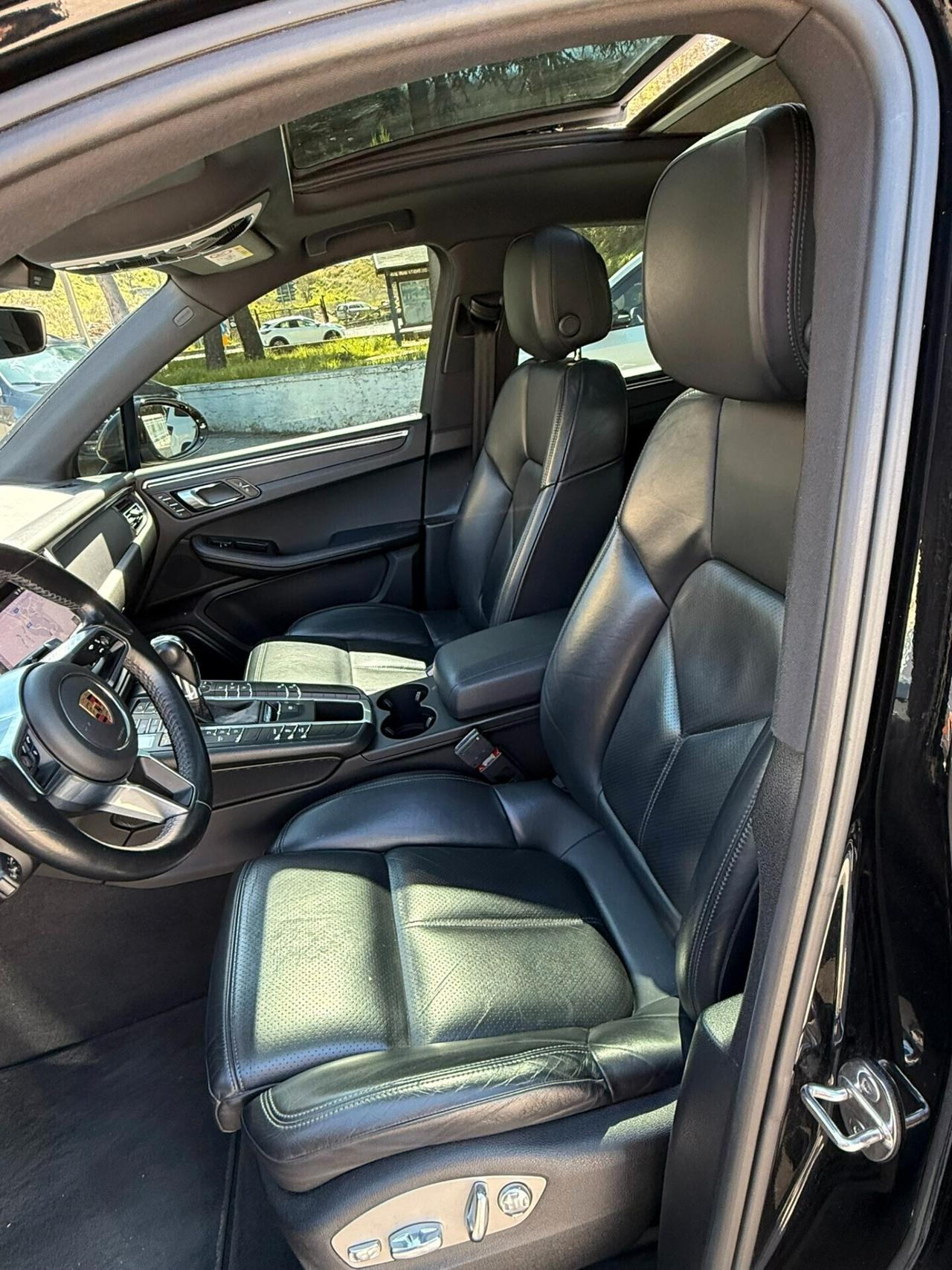 Porsche Macan 2.0 Benzina 245 cv Tetto