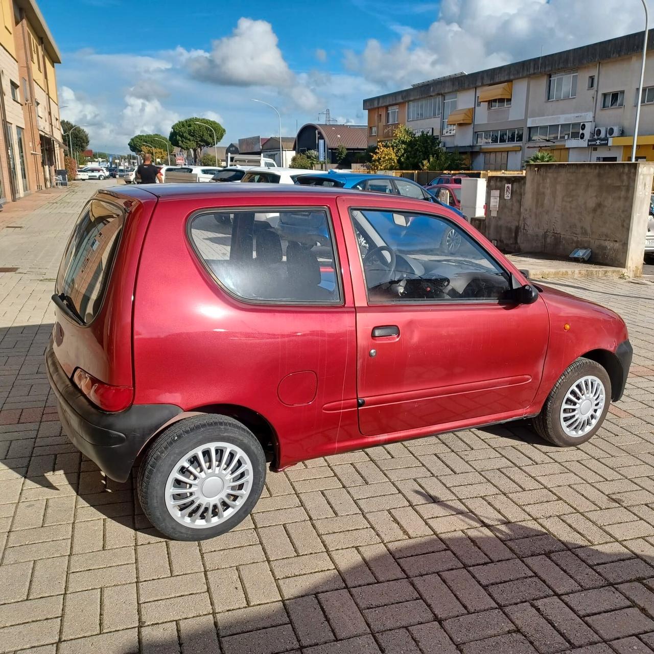 MECCANICAMENTE PERFETTA FIAT 600