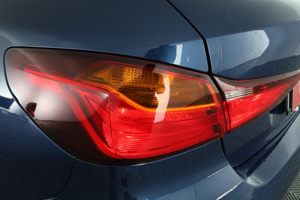 BMW Serie 1 (F40) 120i 5p. Business Advantage