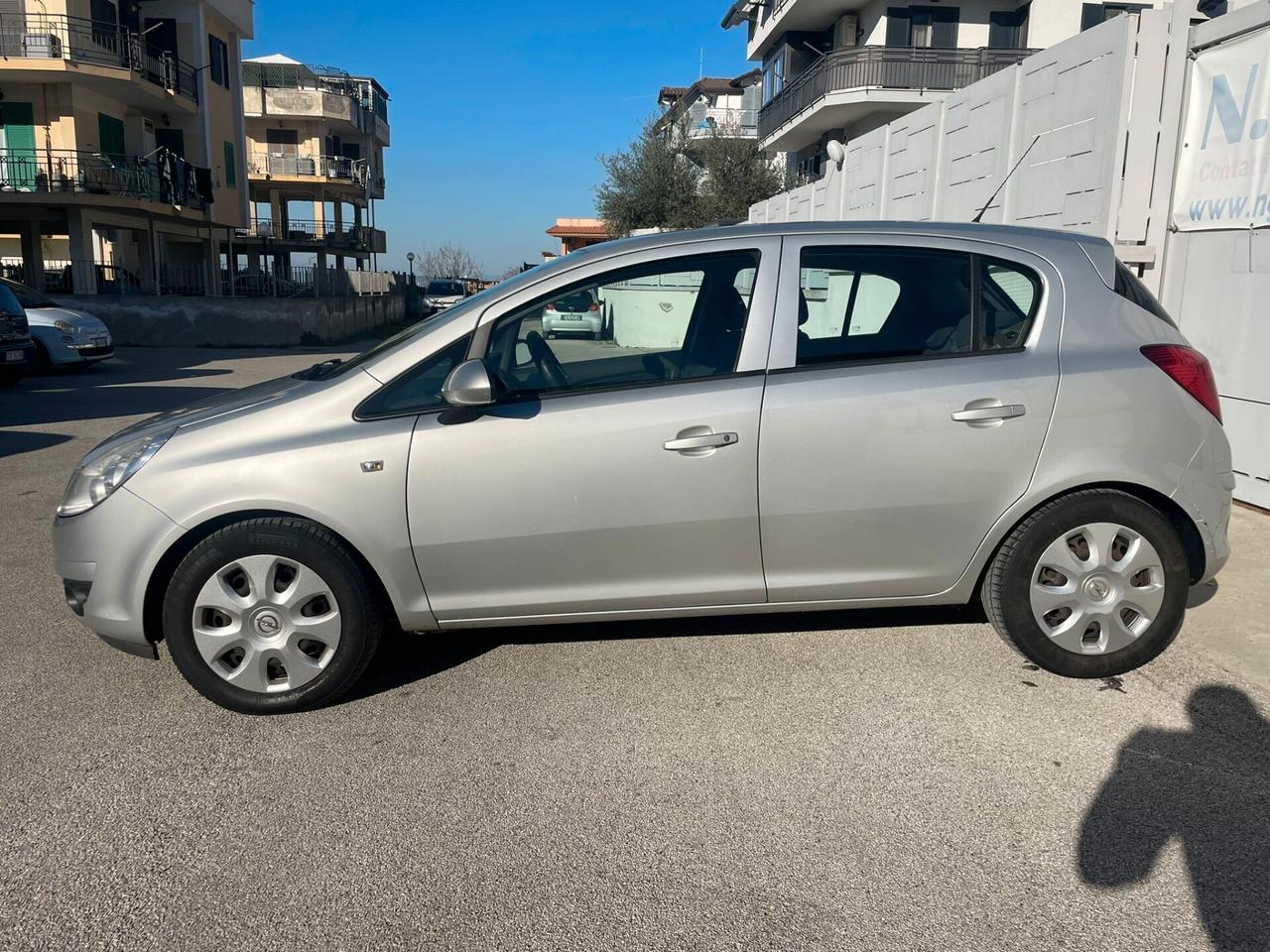 Opel Corsa 1.2 5 porte Easytronic Enjoy