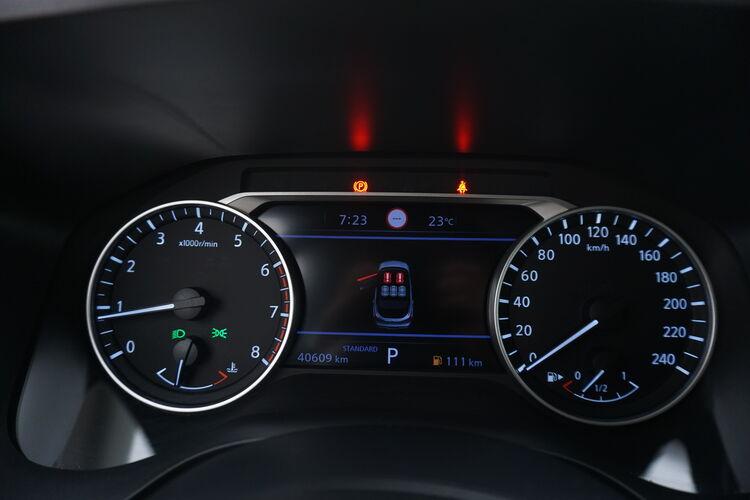 Nissan Qashqai Business Xtronic BR856631 1.3 Mild Hybrid 158CV