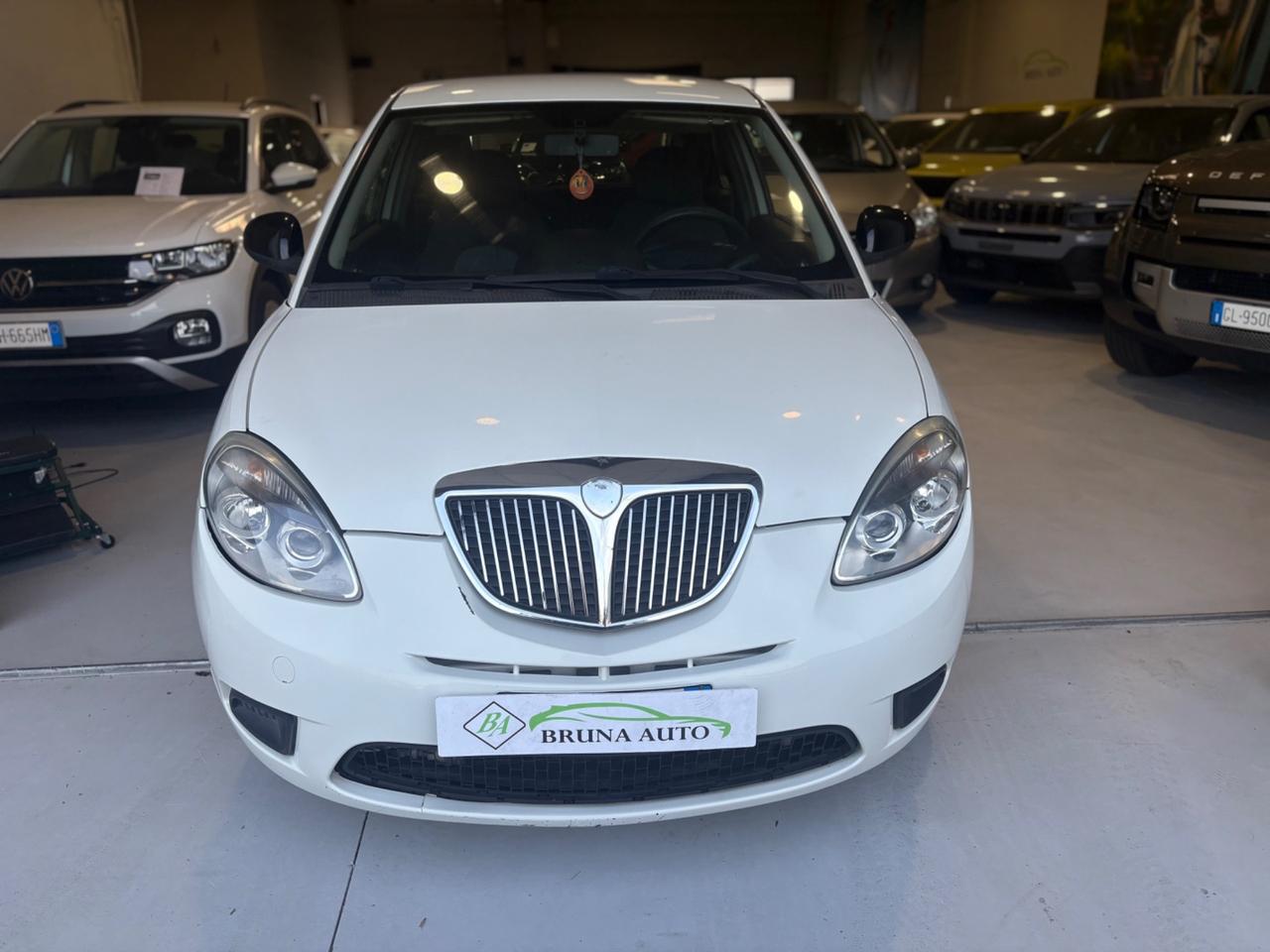 Lancia Ypsilon 1.2 69 CV Diva