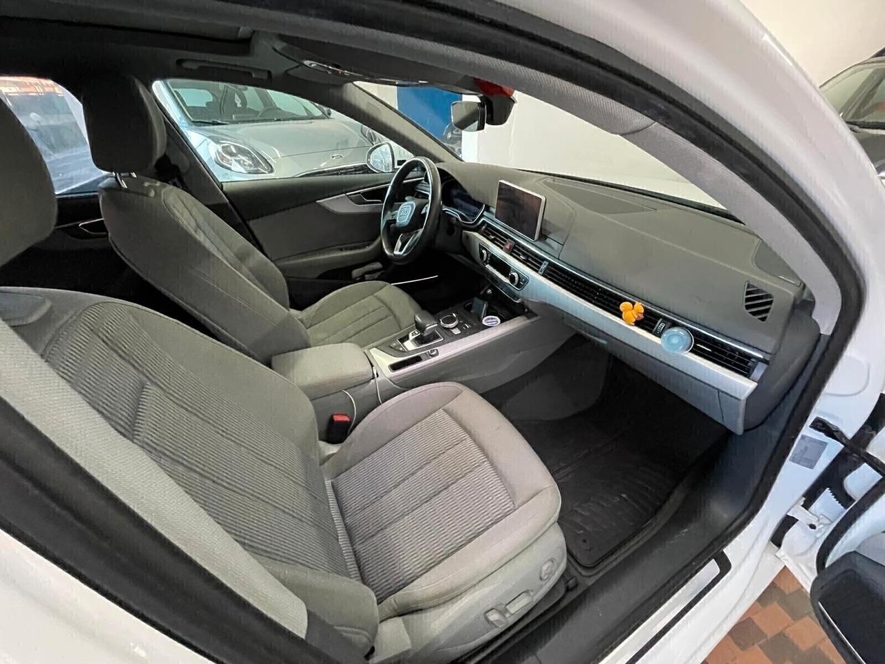 Audi A4 Avant 2.0 TDI 150 CV ultra S tronic Business