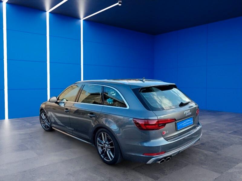 AUDI A4 5ª serie S4 Avant 3.0 TFSI quattro tip...