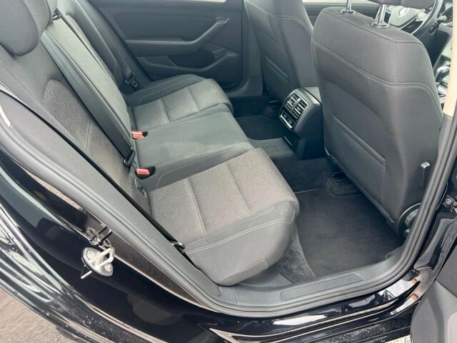 Volkswagen Passat Variant 1.6 Tdi 120 Cv Businessline Dsg