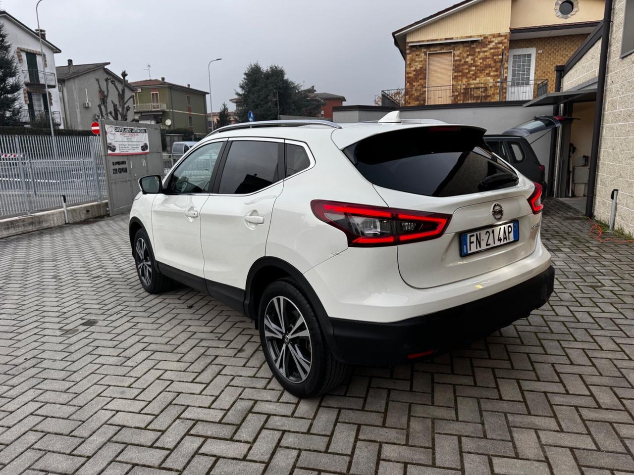 Nissan Qashqai 1.2 DIG-T N-Connecta