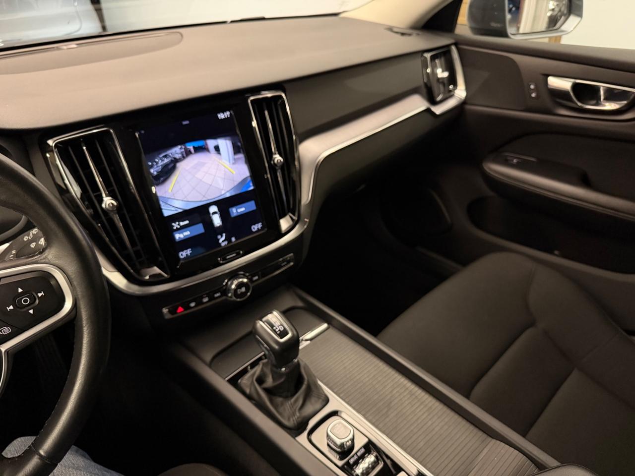 Volvo V60 D4 AWD Geartronic R-design